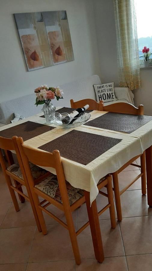 Nada 5 - Apartman S Pogledom Na More Apartment Pula Luaran gambar